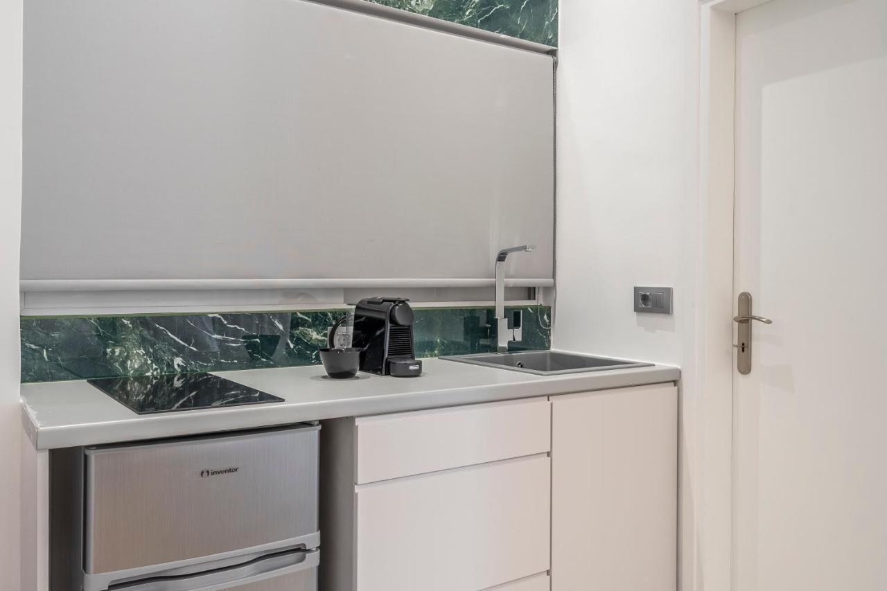 Luxury Studio Apartment Next To The Acropolis أثينا المظهر الخارجي الصورة